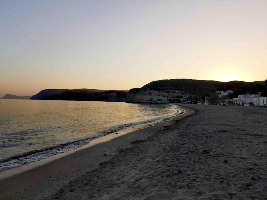 El Playaiso De Aguamarga Lägenhet Agua Amarga  Exteriör bild