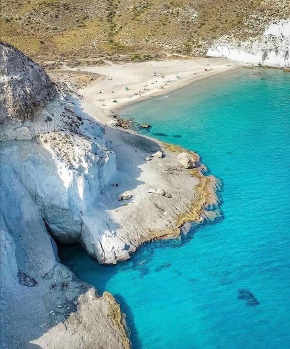 El Playaiso De Aguamarga Lägenhet Agua Amarga  Exteriör bild